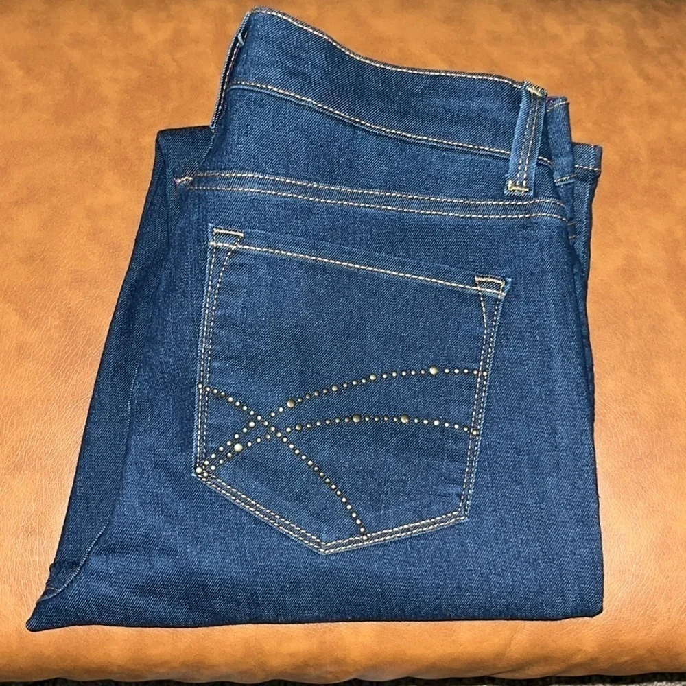 NYDJ Bootcut Flare Mid Rise Size 4 - Picture 3 of 16